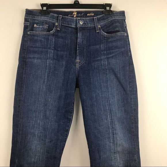 7âforâAll MankindâEdieâEyeletâCutâOffâHemâJeans - Picture 8 of 15